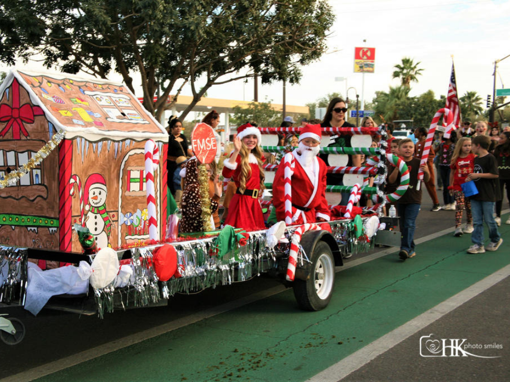 Resized Holiday Fest & Parade 21181